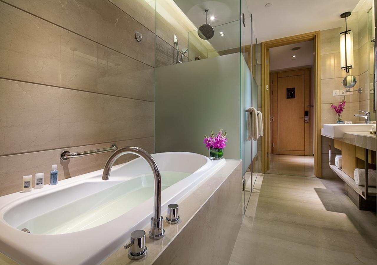 Ln Dongfang Hotel Financial Center, Фошан Екстериор снимка