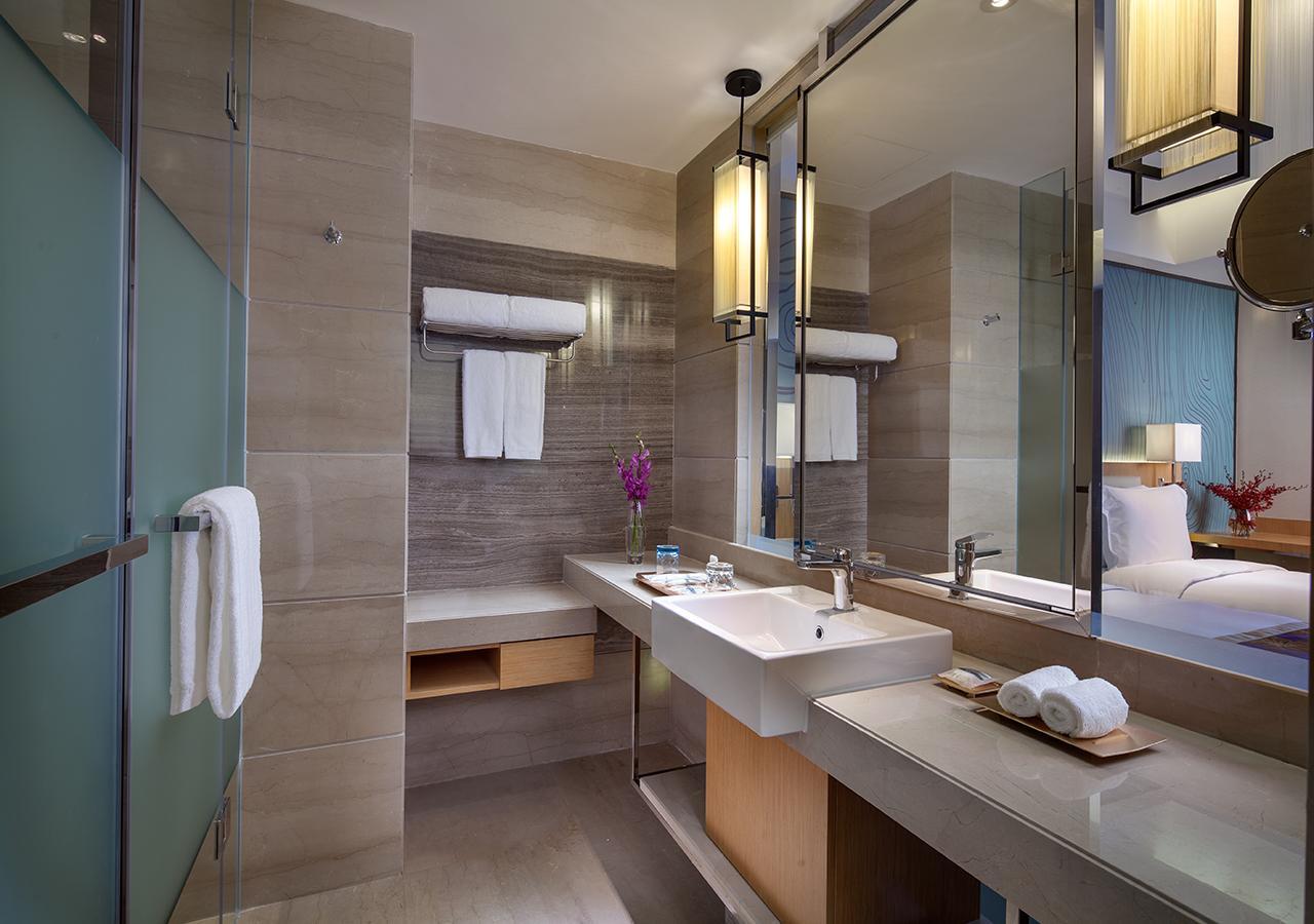 Ln Dongfang Hotel Financial Center, Фошан Екстериор снимка