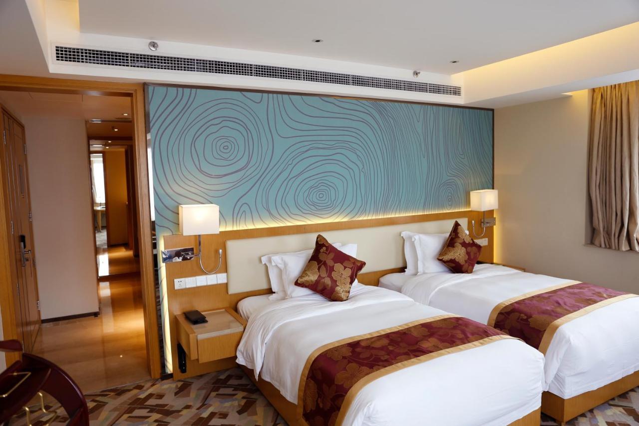 Ln Dongfang Hotel Financial Center, Фошан Екстериор снимка